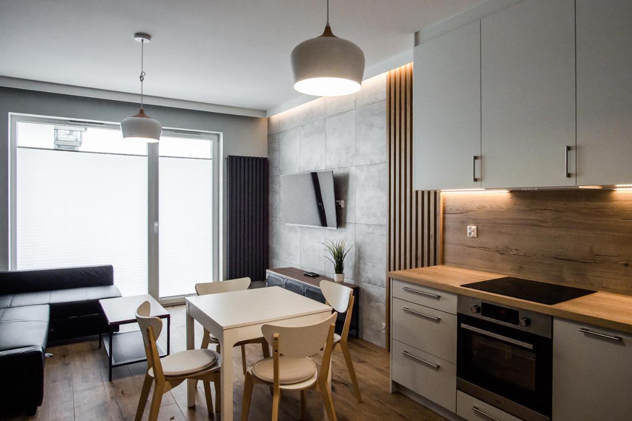 Shipyard - Free Private Parking * Danzica
